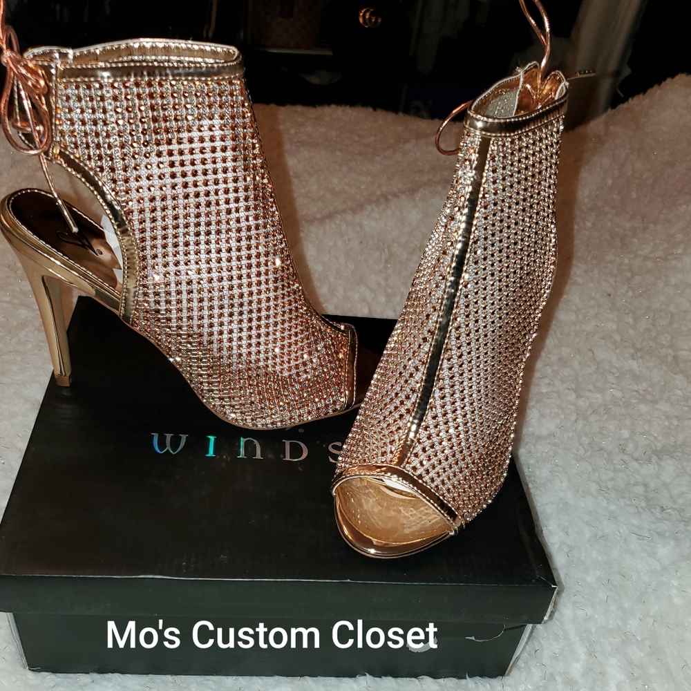 Women shoes